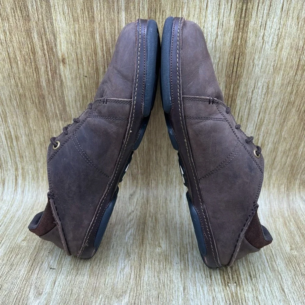OluKai Hano Oxford Men's Size 10 Dark Brown Leather Lace Up Drop-In Heel Casual‎